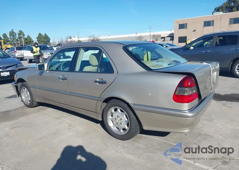 1999 Mercedes-Benz C 230 Kompressor z USA, uszkodzony, nr VIN WDBHA24GXXA769918
